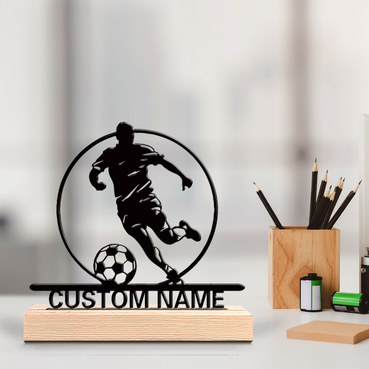 Home Decor Names - İsme Özel Metal Futbolcu Heykeli, Ahşap
